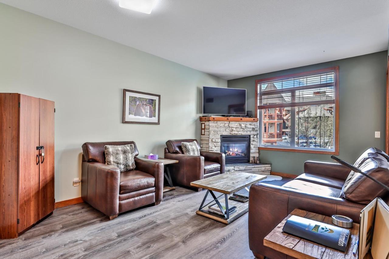 Inviting Rocky Mountain Hot Tub In Top Rated Condo Managed By Little Sister Getaways Canmore Exterior photo