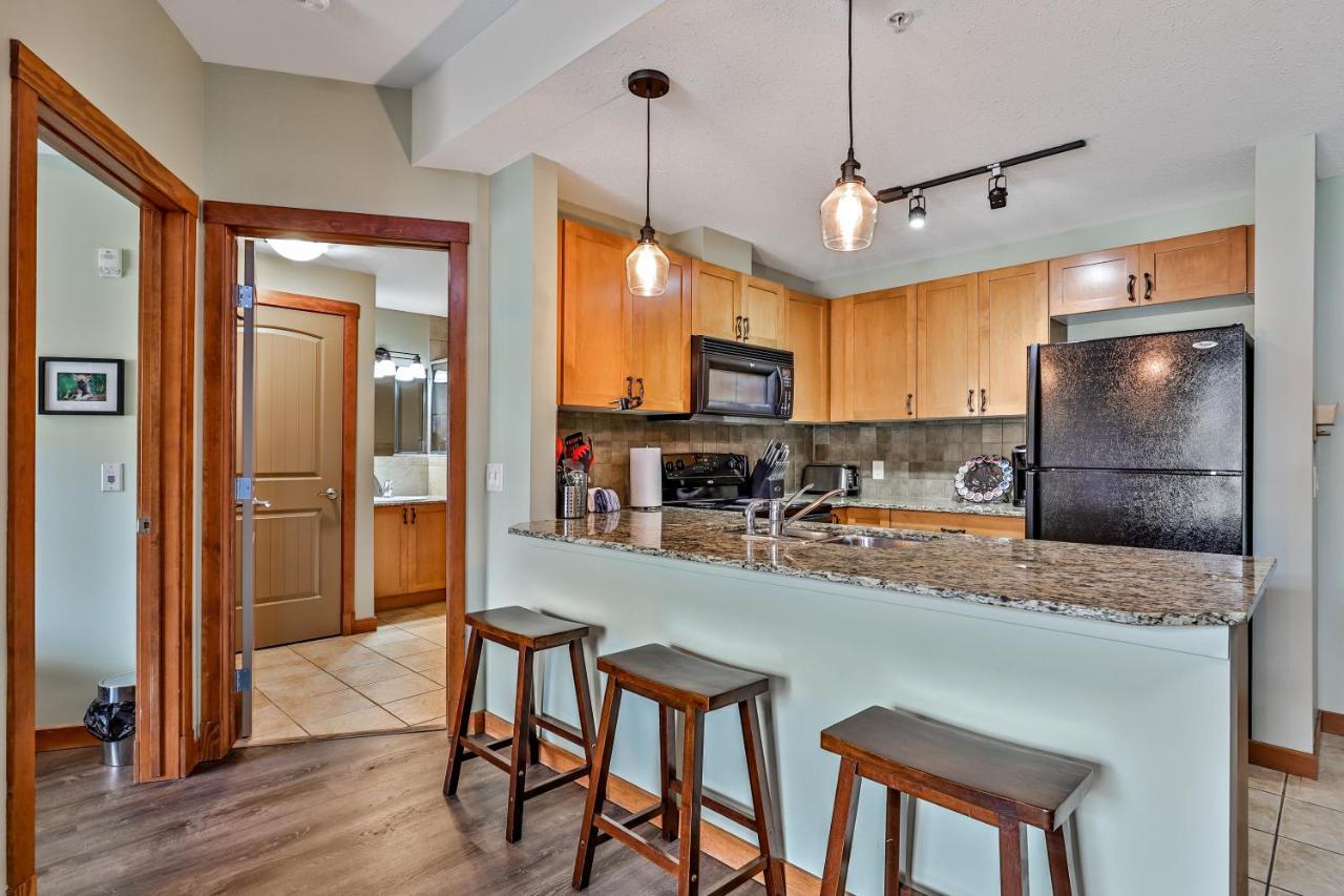 Inviting Rocky Mountain Hot Tub In Top Rated Condo Managed By Little Sister Getaways Canmore Exterior photo